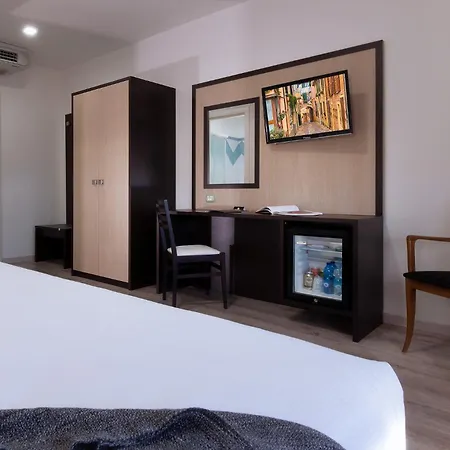 Cdh Ξενοδοχείο Μόντενα