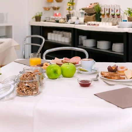 Cdh Ξενοδοχείο Μόντενα